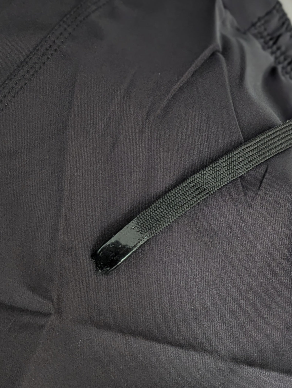 "VOLT" - SHORTS